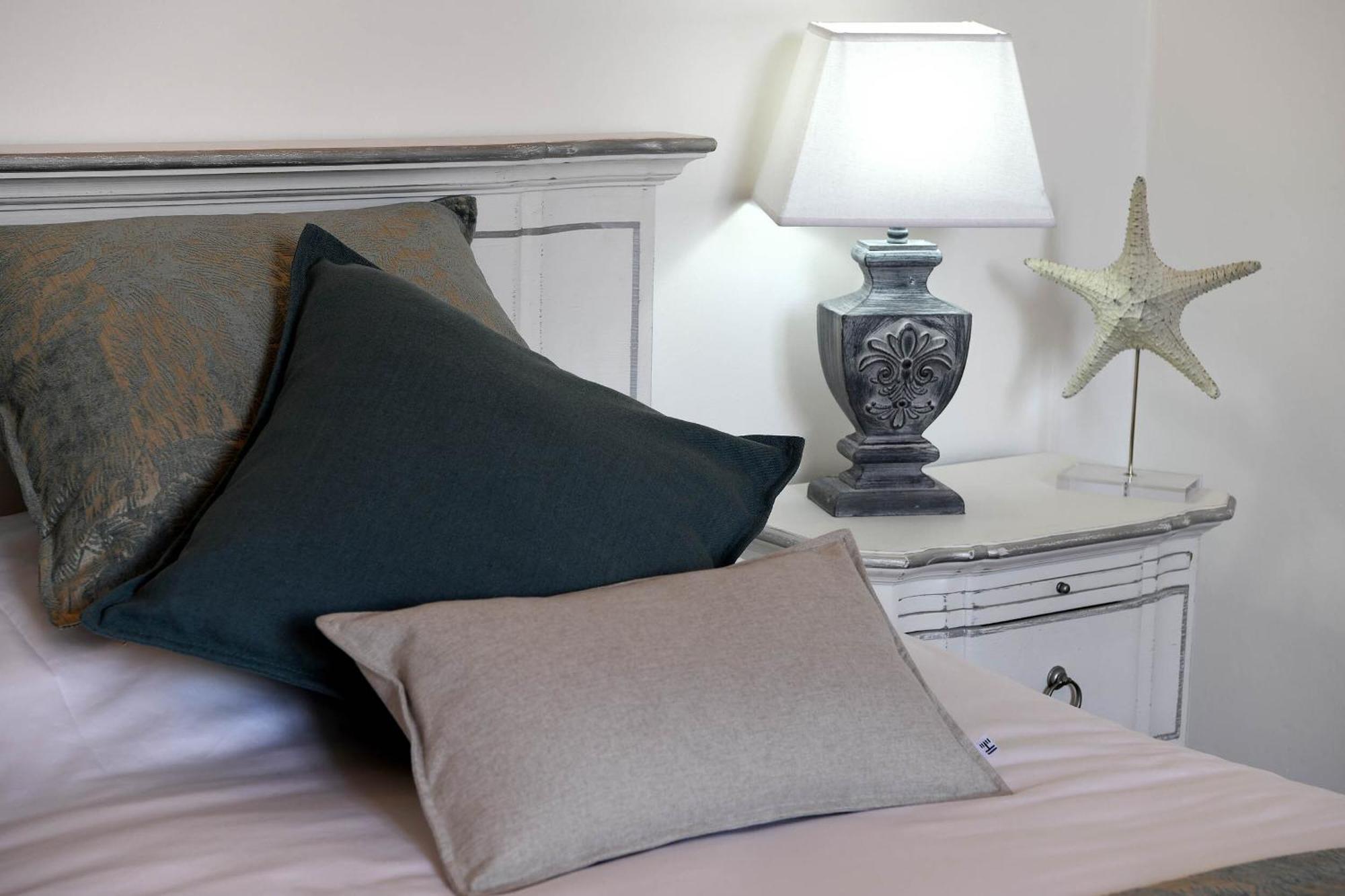 Bastide Des Demoiselles Bed & Breakfast Roussillon en Isere Exterior foto